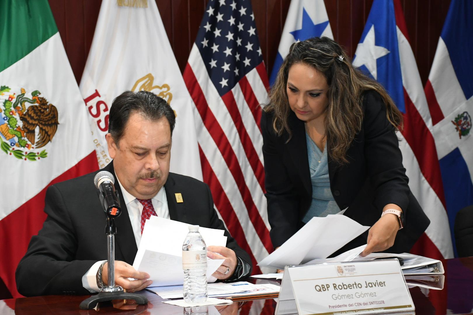 1er Diplomado "Administración y Docencia en los Servicios de Enfermería"
